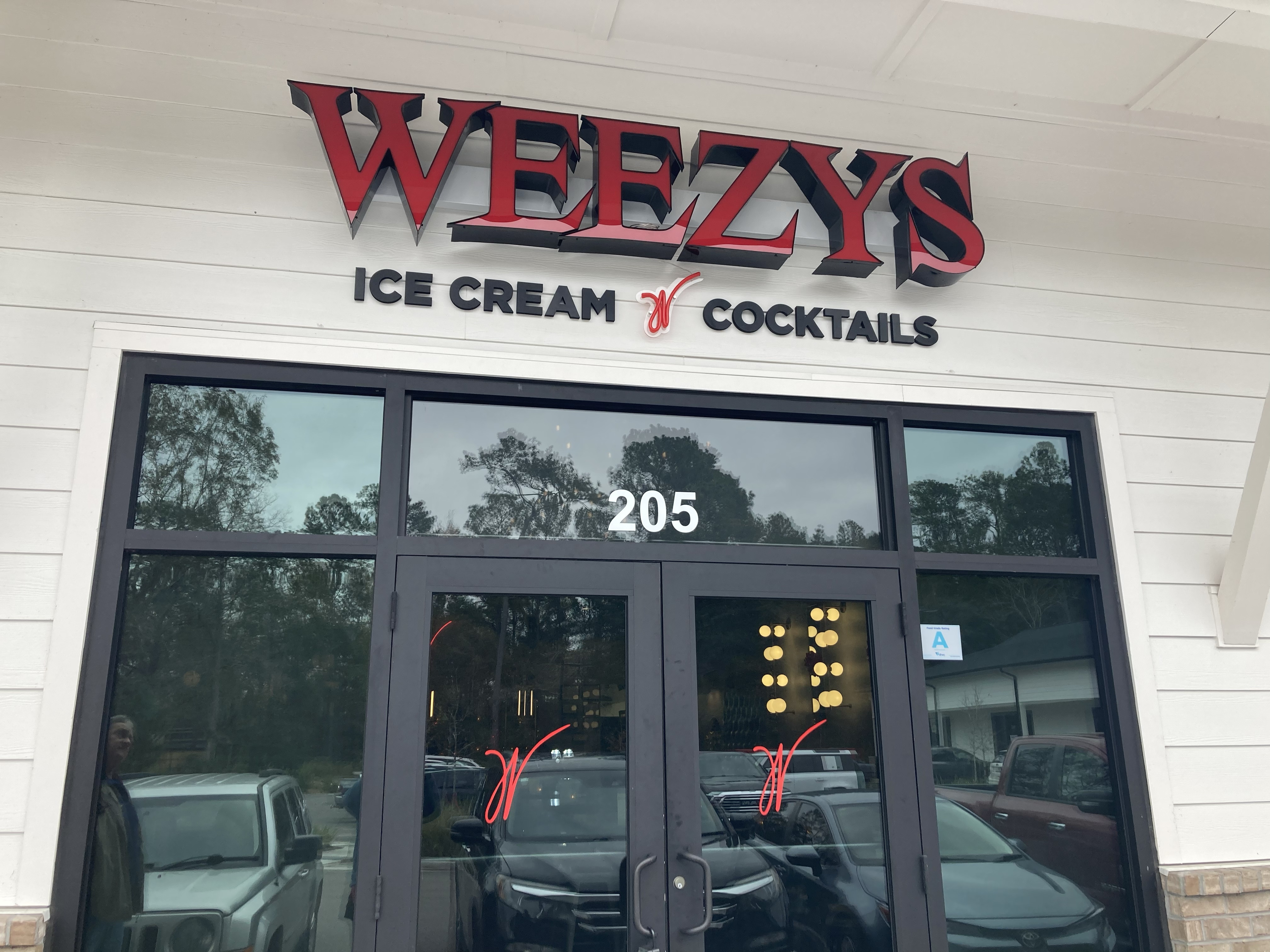 Weezys  Ice Cream and Cocktails   (Yorktown Aircraft Carrier, Laffy Destroyer, Vietnam Experience, Angel Oak, Charleston Tea Company, Deep Water Winery, Palmetto Island County Park)